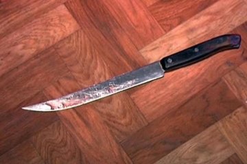 У Маріуполі чоловік вдарив товариша ножем через різні музичні смаки