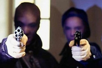 Пограбування заправки в Миколаєві: злочинці забрали 50 тисяч гривень