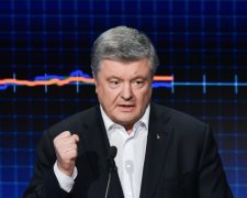 "Я російськомовний, можу написати диктант": Порошенко змінив коней на переправі, викликайте Фаріон