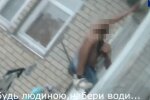 В Тернополе нервный парень угрожал прыгнуть с высотки и требовал журналистов - разберутся в психбольнице