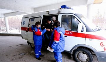 На працівників кременчуцького підприємства впав контейнер