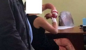  "Ображена" росіянка рознесла львівський РАЦС (фото)