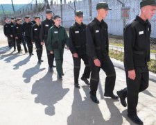 Катування та розстріли: як бойовики розправляються з в'язнями, котрі відмовились воювати