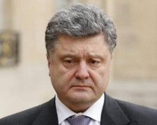 Порошенко висловив співчуття рідним загиблих в авіакатастрофі в Єгипті