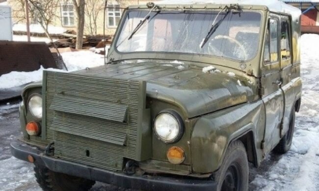 Бійців АТО залишили без машини для евакуації поранених (фото)