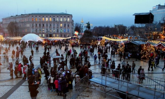 На Новий рік киян чекає 26-метрова ялинка і безліч розваг