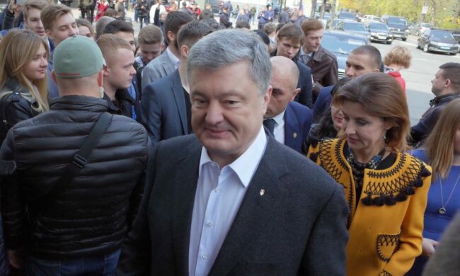 Дача с горничными и собственная охрана: что получит Порошенко от государства, все это пожизненно