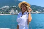 Дівчина Шабанова з "Динамо" ніжиться в анексованому Криму, поки коханий "забиває" у Австрії: фото