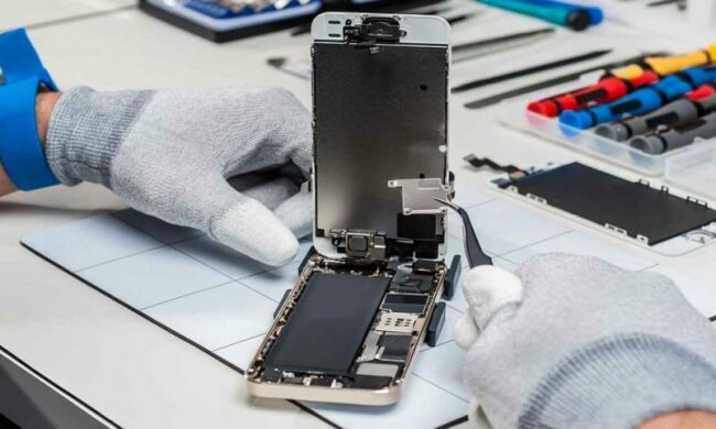 Apple монополізує ремонт своїх гаджетів
