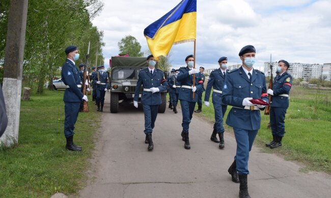 похороны Виктора Городниченко, фото АрміяInform