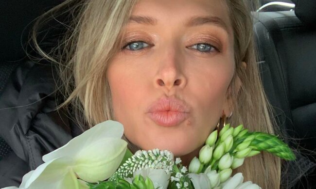 Брежнєва засвітила груди у відвертому топі, і не скажеш, що їй 37: фото дружини Меладзе