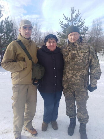 Волонтерка из Прикарпатья помогает военным, фото: Репортер