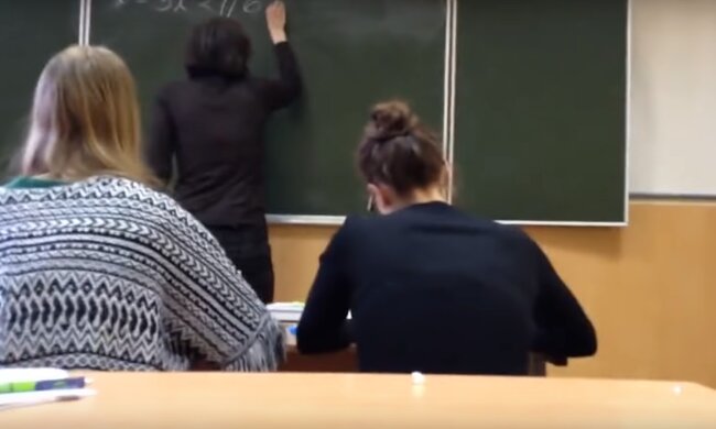 Студенты, скриншот из видео