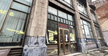 Колишні залізничні каси на вул. Гнатюка у Львові