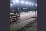 В Ужгороді власники ТЦ перекрили вулицю, батьки розлючені: "Як мої діти мають йти до гімназії?"