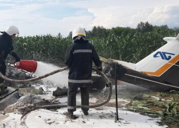 Под Києвому упал и загорелся легкомоторный самолет, фото: ГСЧС