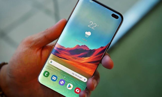 Живі фото працюючого Galaxy S10 злили в мережу