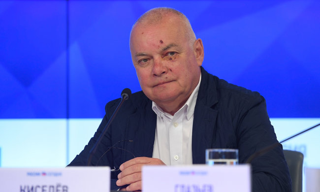 Не збіг: кримчанам заборонили читати про віллу Кисельова