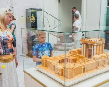Колишній регіонал Фельдман відкрив у Харкові музей релігій (фото)
