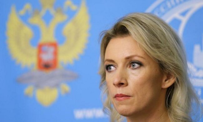 Ящерица мохнатая: Захарову в новом образе отправляют в открытый космос