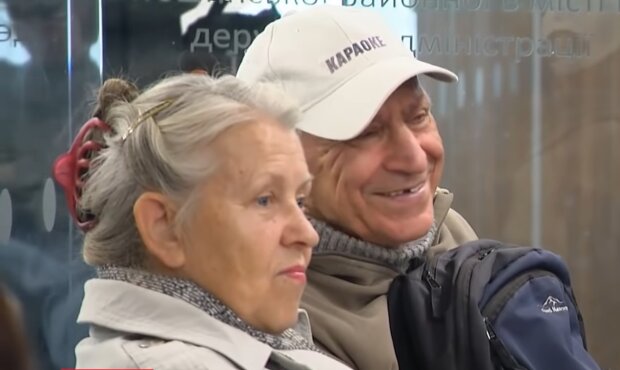 Пенсионеры, кадр из видео