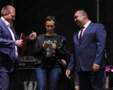 Соцмережі висміяли нове "громадянство" Чичеріної