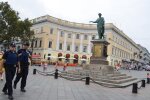 Не вистачало на пляшку: одесит "бомбанув" перехожого у свій День народження
