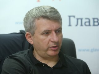 Юрій Романенко, фото з вільних джерел