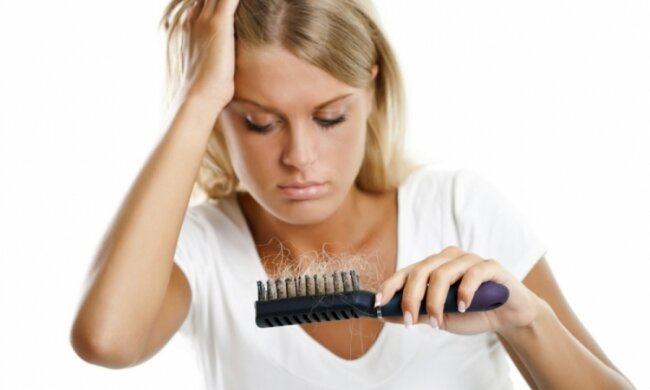 Стилисты придумали, как скрыть седину без окрашивания