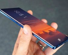 Galaxy S10: в сети впервые показали флагман будущего