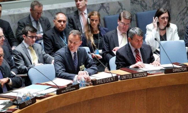 Дипломат Александр Мацука В Уставе ООН записано, что постоянным членом Совета Безопасности будет СССР. А о России там ничего нет