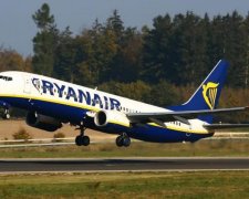 Британські винищувачі взяли на приціл пасажирський лайнер