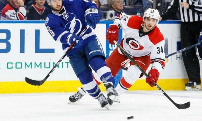 Чикаго без проблем здолало Піттсбург в матчах НХЛ за 1 березня