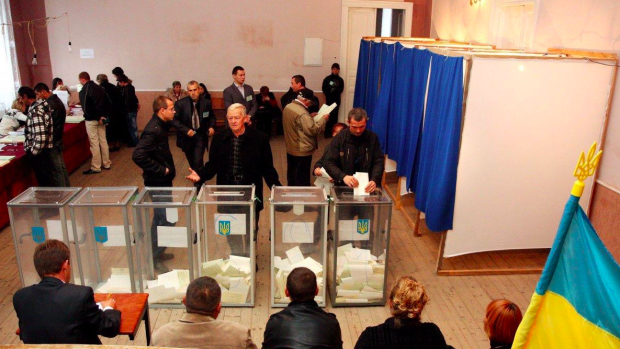 Полиция открыла десятки уголовных дел за нарушения на выборах в Украине: цифры ужасают
