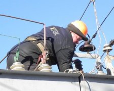 Тысячи украинцев надолго остались без света