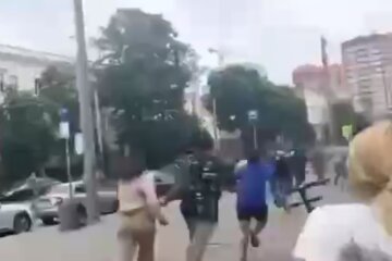 Росіяни в Ростові, кадр з відео