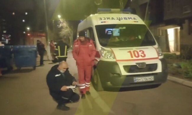 Чоловік вирішив накласти на себе руки, на місце кинулися рятувальники і швидка: відкрив газ і погрожував сусідам