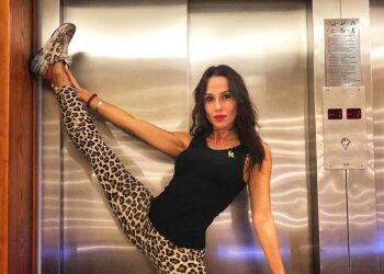 DJ NANA, instagram.com/anastasia_domination/