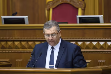 Рева сравнил Зеленского с Гитлером: маразматичного политика совсем подкосил триумф "Слуги Народа"