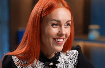 Алена Тополя, кадр из интервью