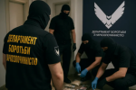 Обыски как бизнес? Журналисты проверяют информацию о сомнительных практиках в работе Департамента по борьбе с наркопреступностью