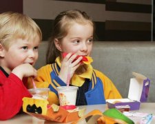 Ви не повірите, що касир McDonald's підкладав у Хеппі Міл
