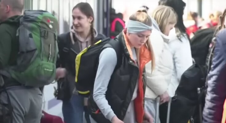 Біженці. Фото: скрін youtube