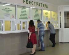 Наплевали на независимость: как сфера обслуживания забывает государственный язык