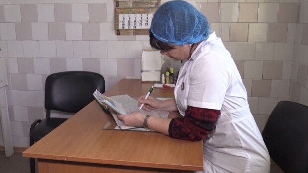 Лікарі в Україні, фото currenttime