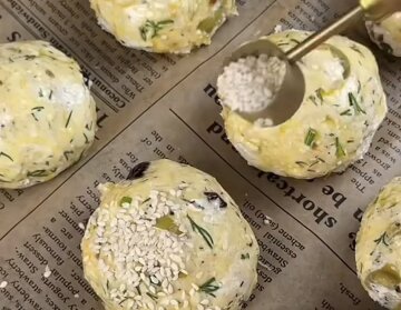 Сырные булочки с оливками, вялеными помидорами и зеленью: фото скрин рецепта