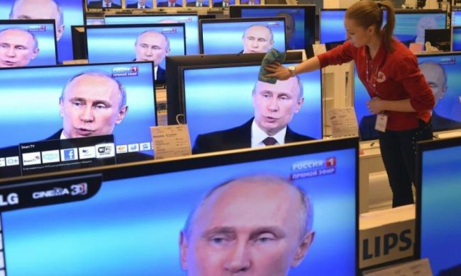 СБУ отрезала голову российской пропаганде: фото
