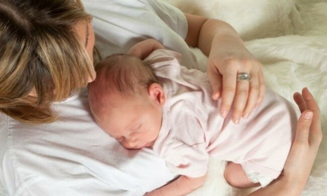 Украинка стала второй раз мамой в 58 лет