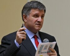 Блогерша зворушила українців потужною мотивацією до успіху: благодійність, або дорогі ганчірки - вирішувати тільки тобі