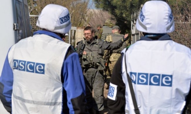 Спостерігачі ОБСЄ "не знайшли" техніку бойовиків в місцях відводу
